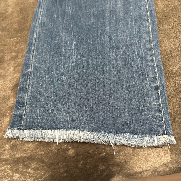 Classic Blue Women's Jeans - Picture 5 of 5